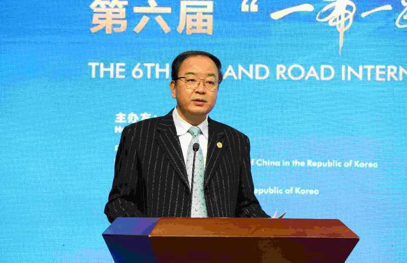澳门六叔公高手论谈，深度解析与文化交流的独特视角